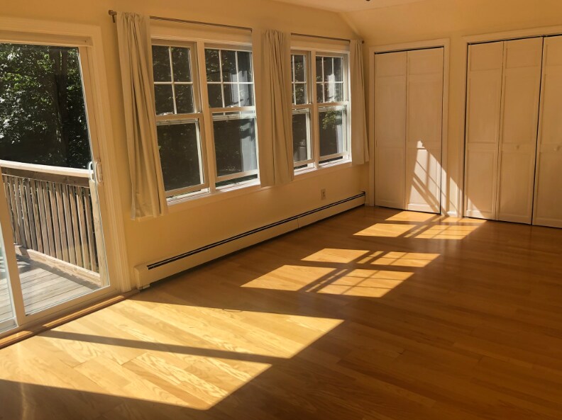 Building Photo - 46 Auburndale Ave