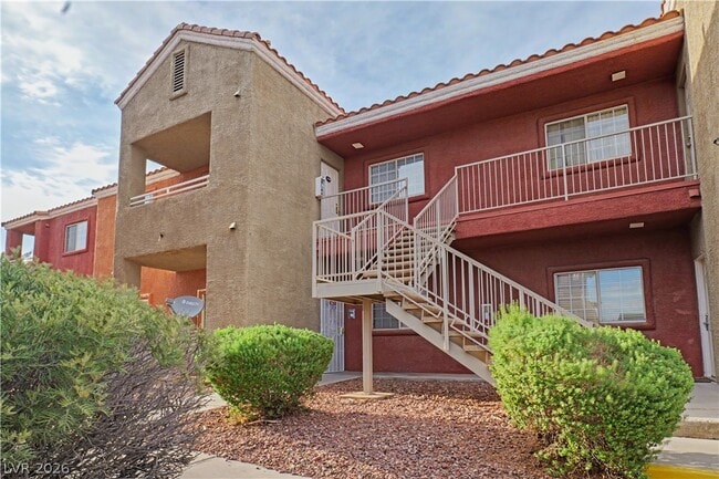 Building Photo - 4730 E Craig Rd