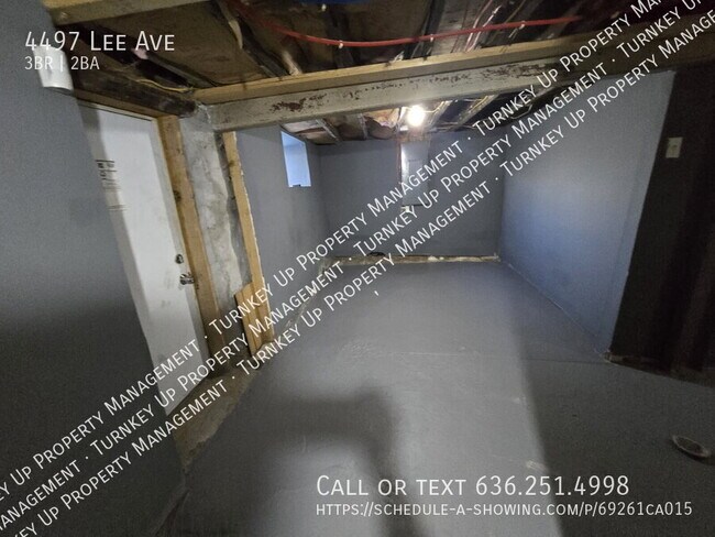 Building Photo - 4497 E Lee Ave