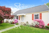 Building Photo - Where Charm Meets Comfort