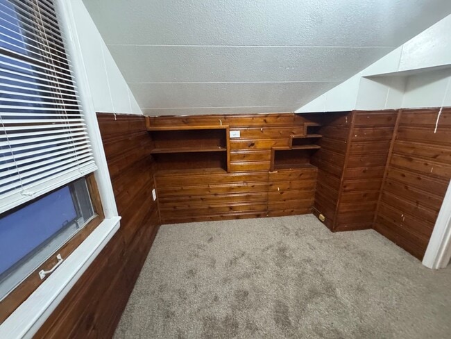 Building Photo - This Charming 3BR Single Family Home!