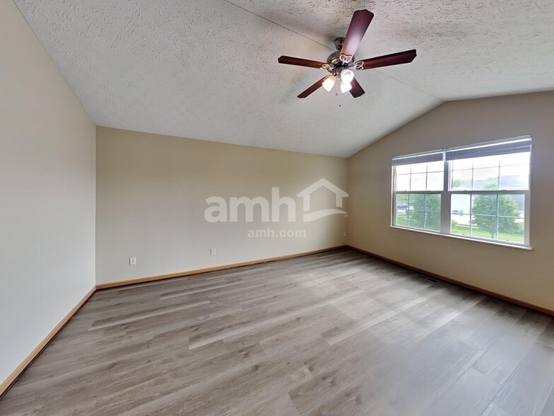 Building Photo - 3945 Trailside Blvd