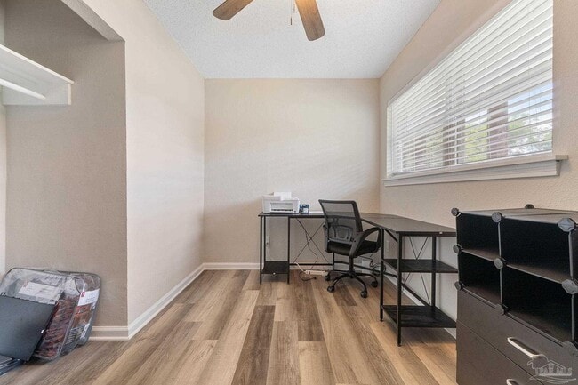 Building Photo - 8 Goodman Ln