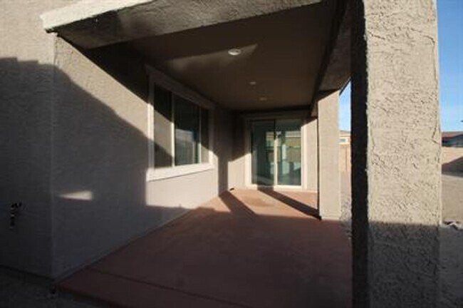 Building Photo - STUNNING 4-Bedroom + Den Home in Gladden Farms!!!!! SOLAR PANELS!!!