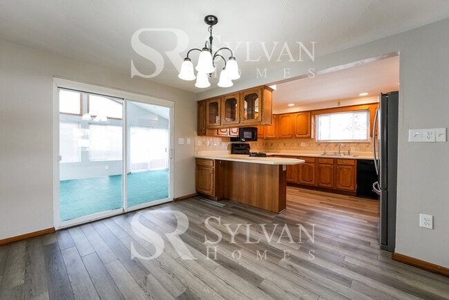 Building Photo - Everything you have been dreaming of is here. Lease today!