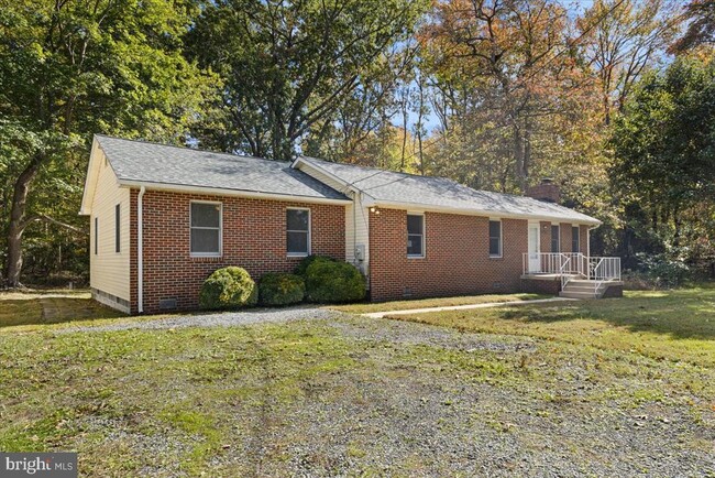 Building Photo - 786 Masons Beach Rd