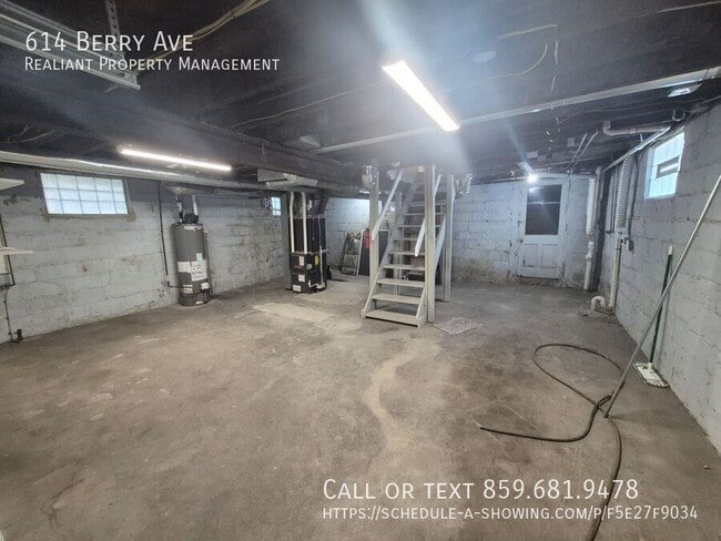 Building Photo - 614 Berry Ave