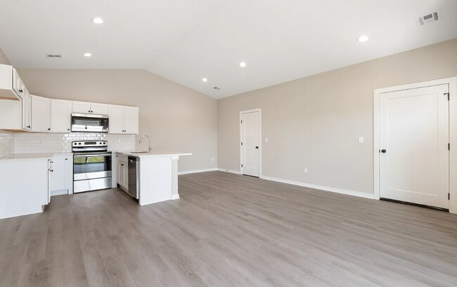 Building Photo - 2155/57 Reece