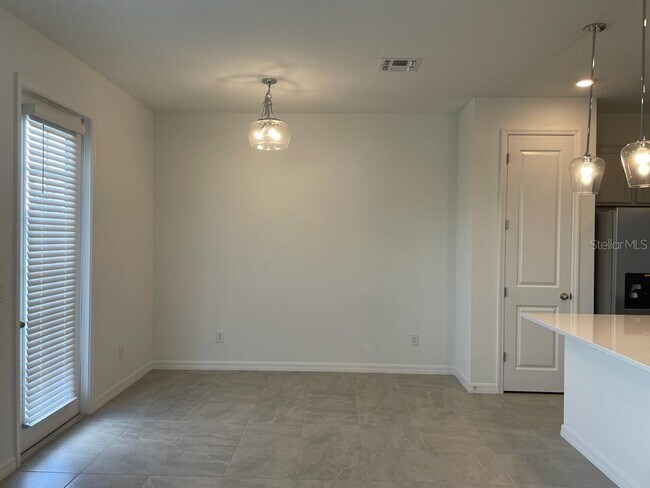 Building Photo - 1608 Pelican Dr