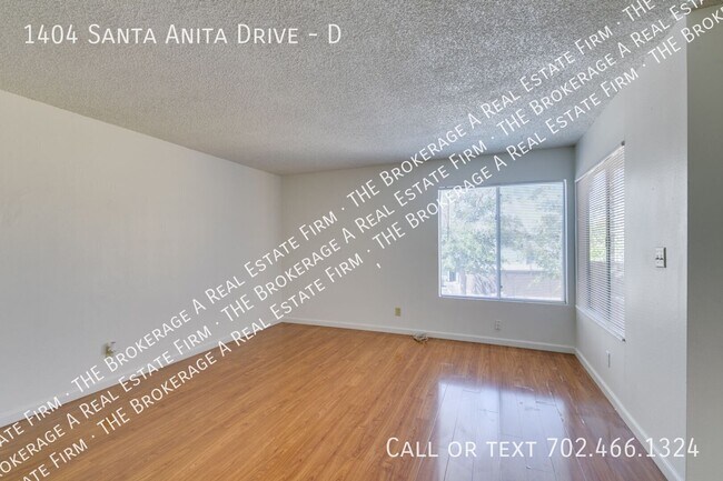 Building Photo - 1404 Santa Anita Dr
