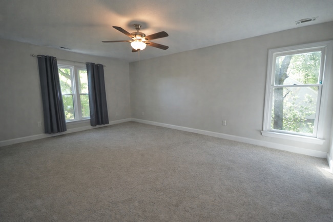 Building Photo - 2504 Timothy Dr