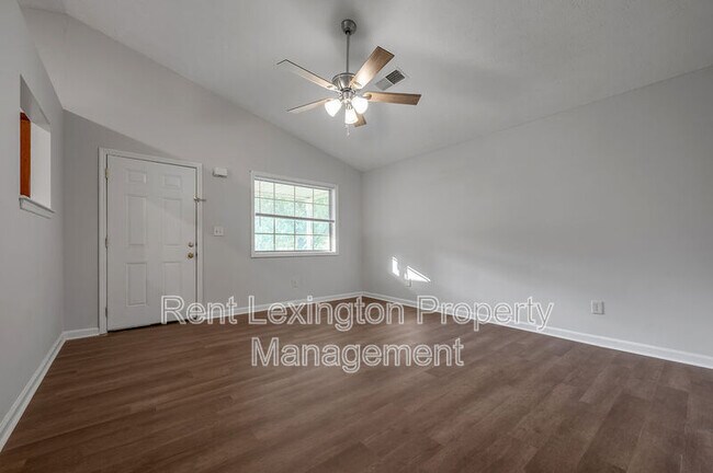 Building Photo - 660 Morgan Hills Dr