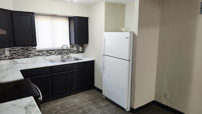 Building Photo - Delightful 3-Bedroom, 2-Bath Haven in St. ...