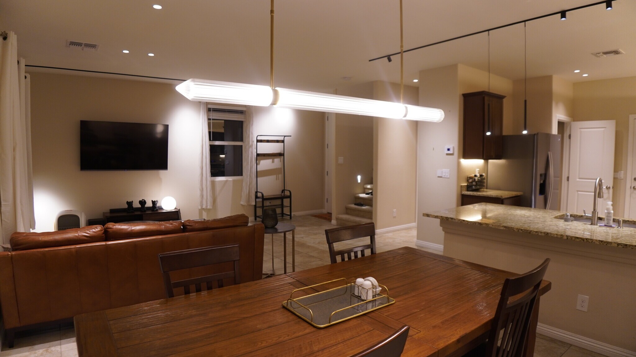 Building Photo - 5532 Autumn Cliffs Way