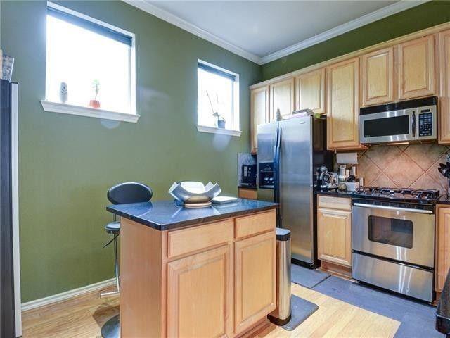 Building Photo - 4327 Buena Vista St