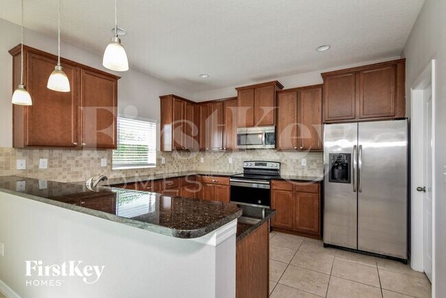 Building Photo - 561 Vista Ridge Dr