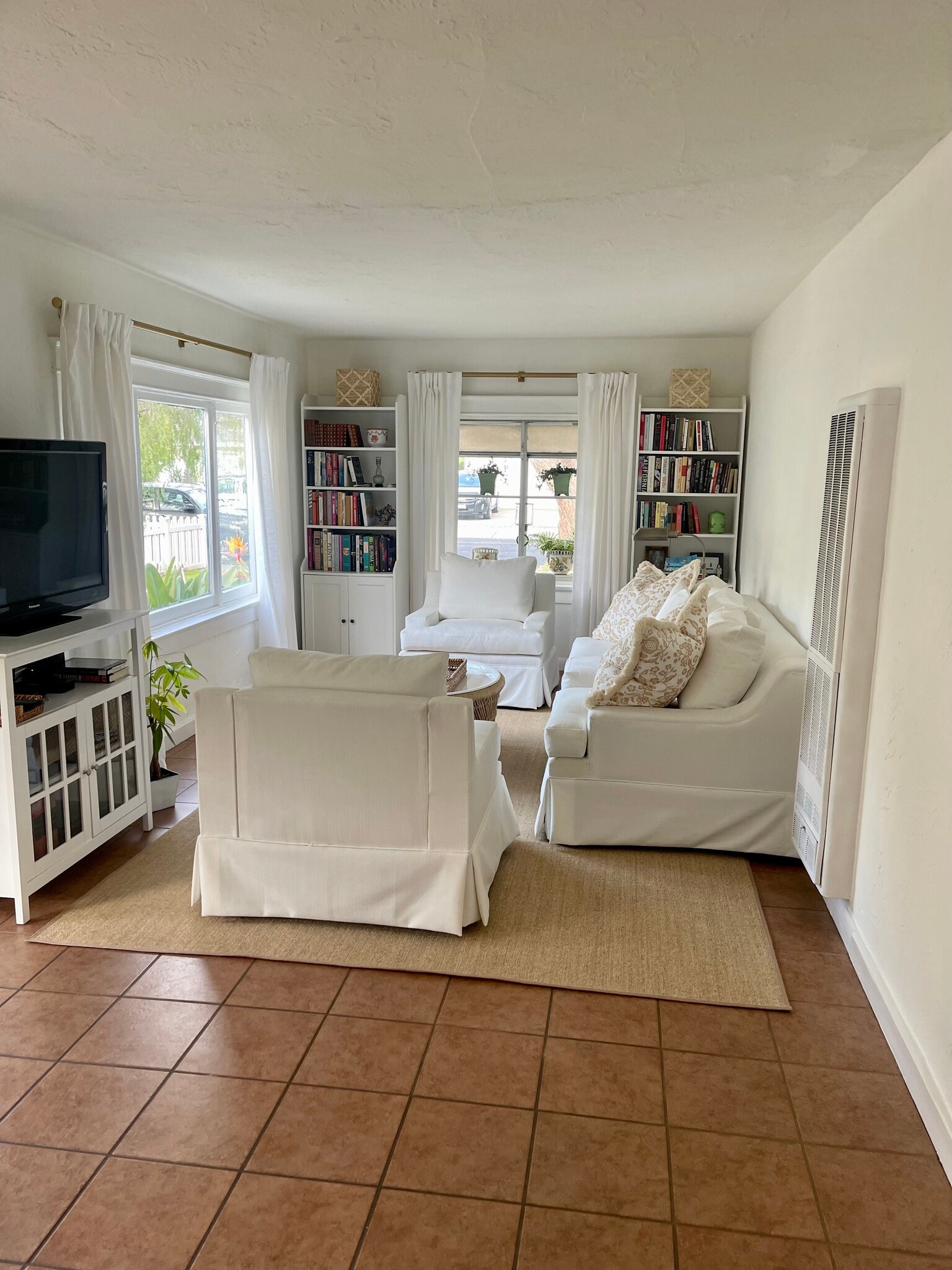 Building Photo - 1920 Gramercy Ave