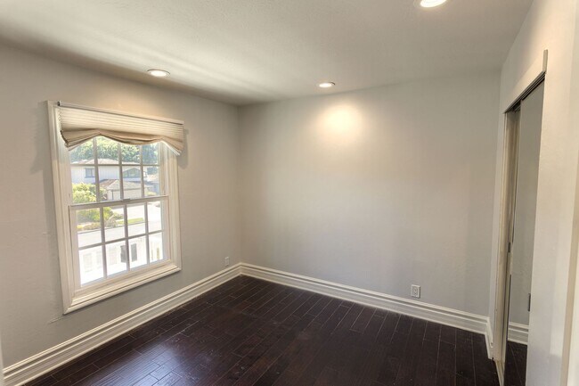Building Photo - Stunning Almaden Valley 4-Bedroom Home