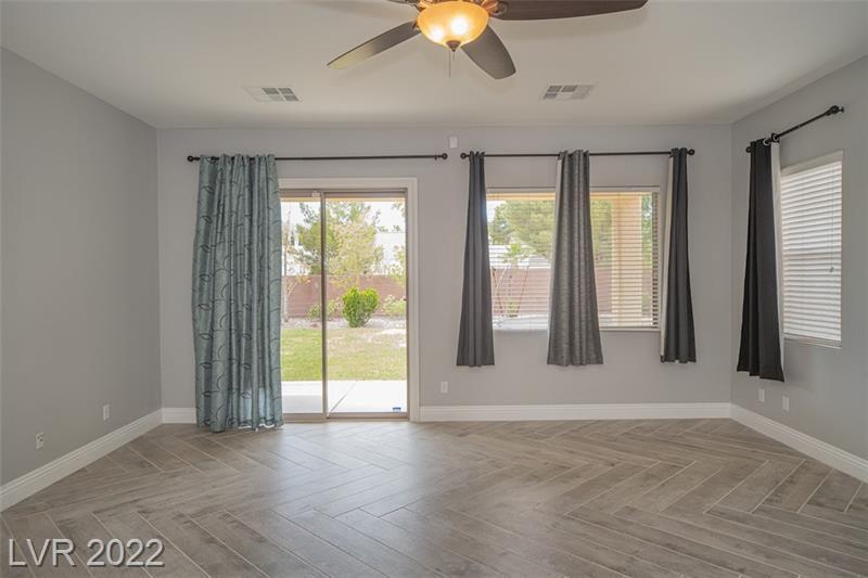 Building Photo - 4935 Moncada Way