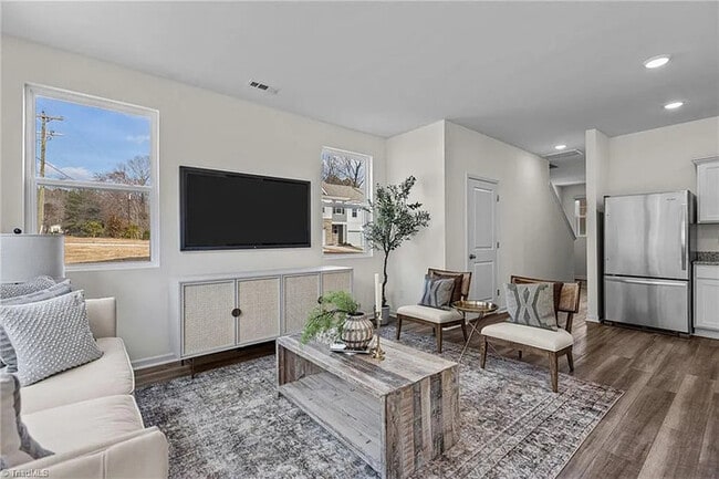 Building Photo - Earn Wealth While Leasing - Like a Homeown...