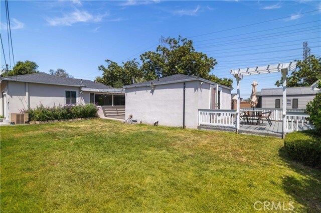 Building Photo - 6164 Bonfair Ave