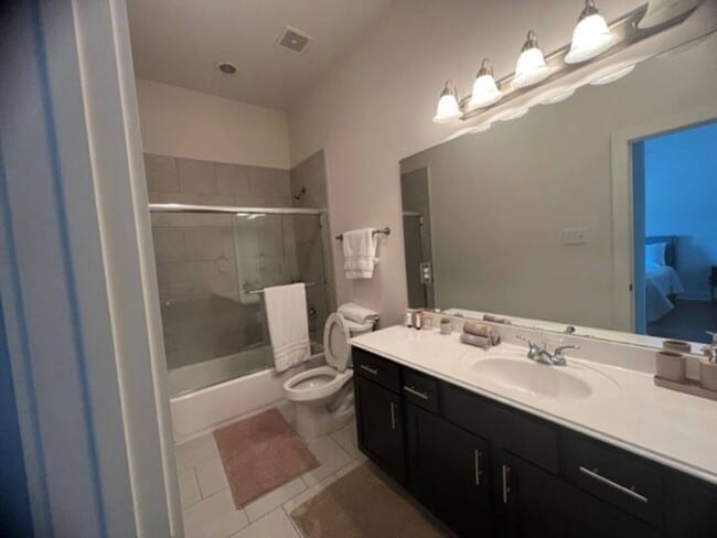 Building Photo - 1518 Tarley St