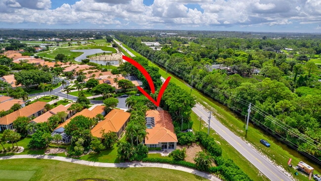 Building Photo - 10891 Fairmont Village Dr