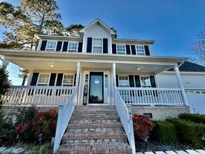 Building Photo - 47 Arlington Dr