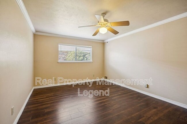 Building Photo - 1312 Goodwin Dr