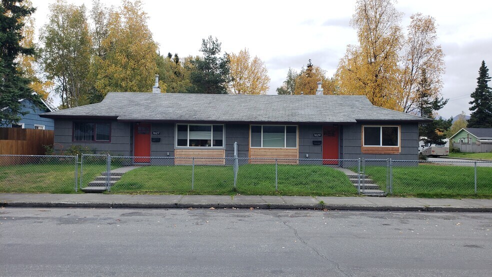 Building Photo - 1627 Logan St