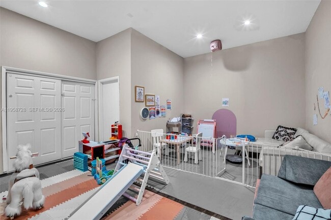 Building Photo - 3545 Forest View Cir