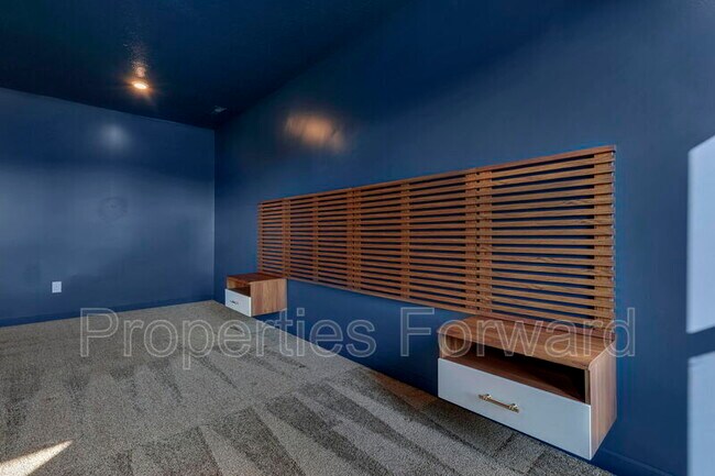 Building Photo - 21 Thurber Rd