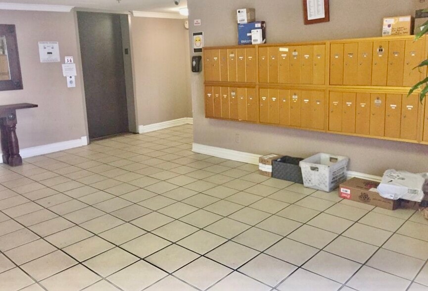 Building Photo - 3117 Bagley Ave