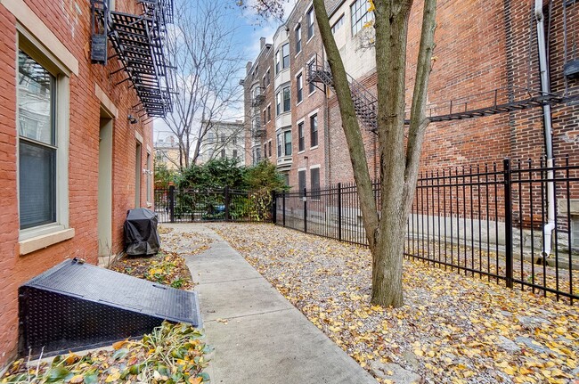 Building Photo - 1207 Republic St