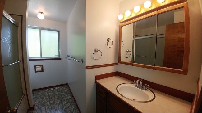 Building Photo - Newly Renovated 3 Bedroom Rambler w/ bonus room!!