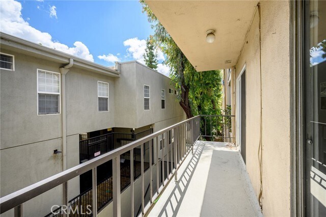 Building Photo - 15344 Weddington St