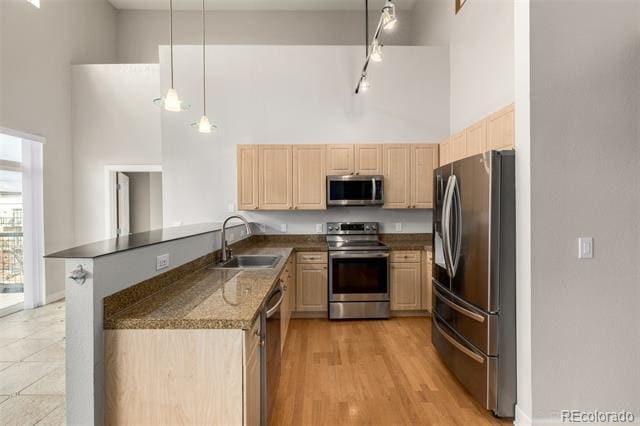 Building Photo - 5677 S Park Pl