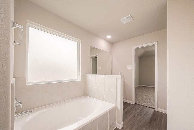 Building Photo - 2335 Tavo Trails Dr