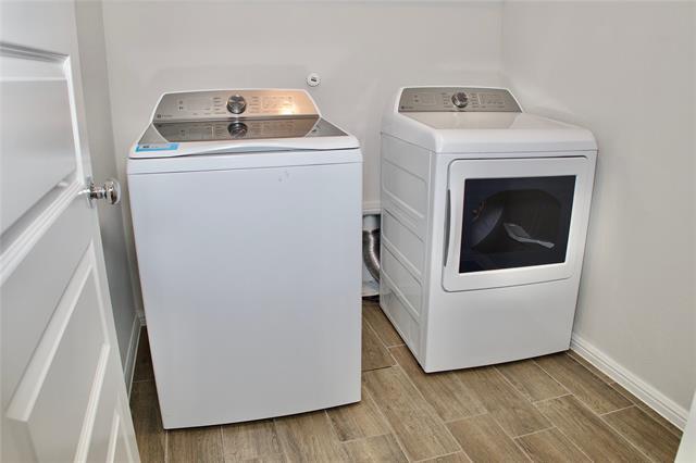 Building Photo - 13092 Yellowstone Wy