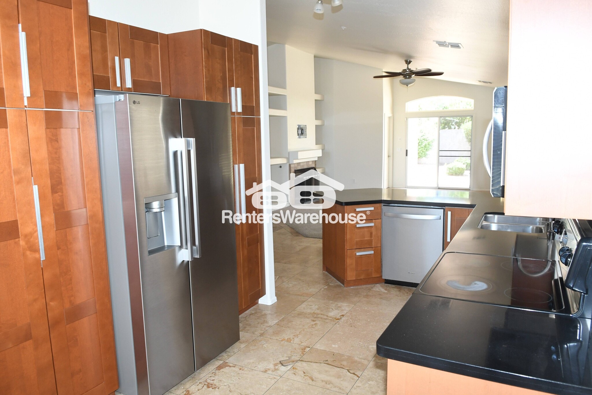 Building Photo - 8757 E Avalon Dr