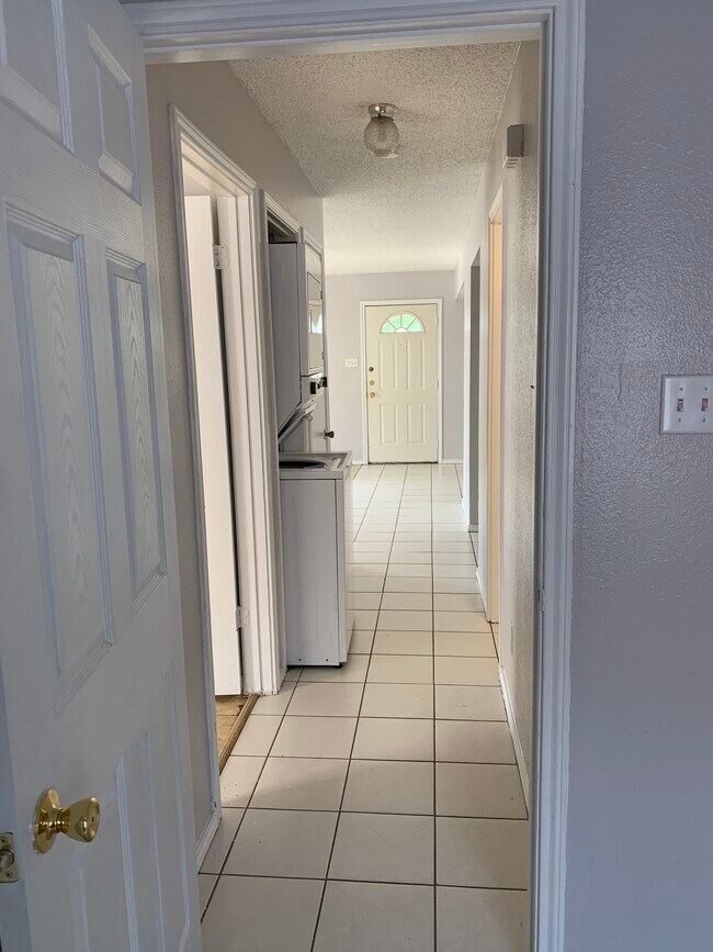 Hallway - 2916 N 32nd St