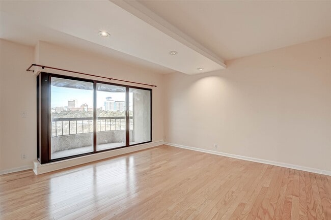 Building Photo - 2001 Holcombe Blvd