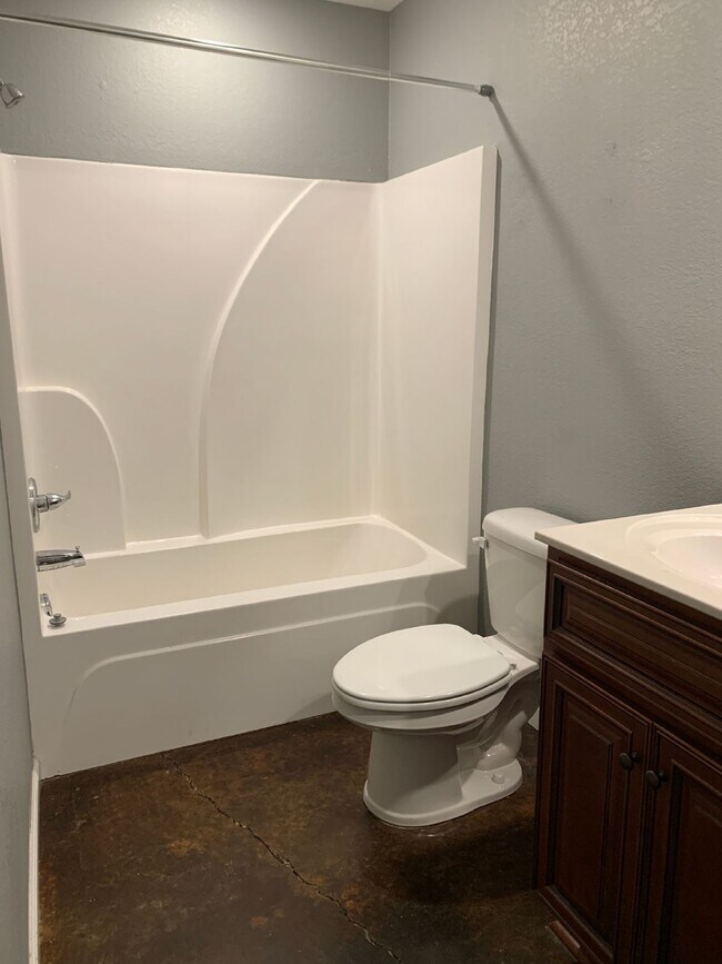 Building Photo - "Charming 2-Bedroom Gem with Granite Elegance in Brookland – 940 Sq Ft of Comfort at 207 S. Holman!"