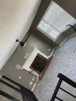Building Photo - 4667 Briarwood Dr