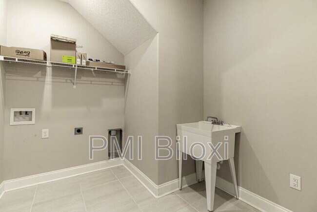 Building Photo - 16982 W Landon Green Cir