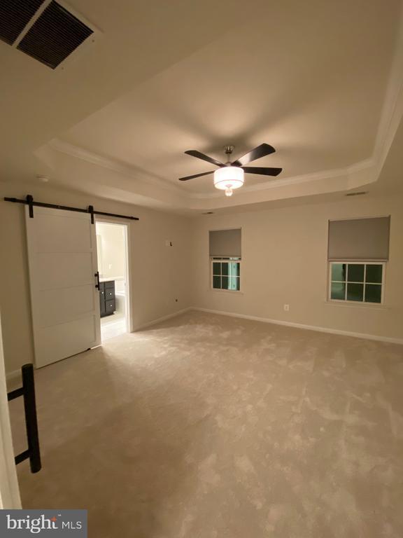 Building Photo - 129 Hornbeam Dr