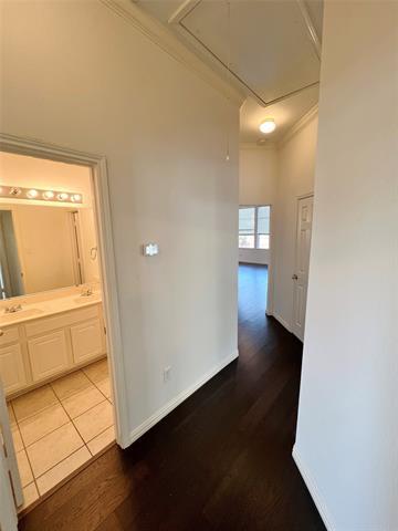 Building Photo - 5504 Eagle River Dr