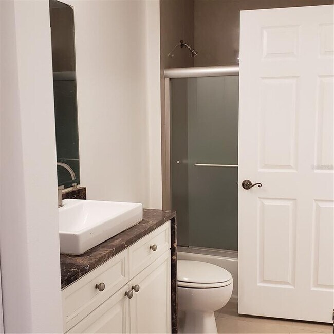 Building Photo - 6336 Buford St