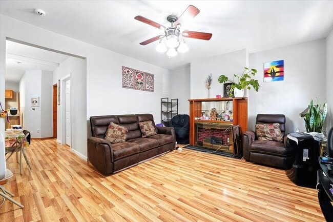 Primary Photo - 175 Van Winkle Ave