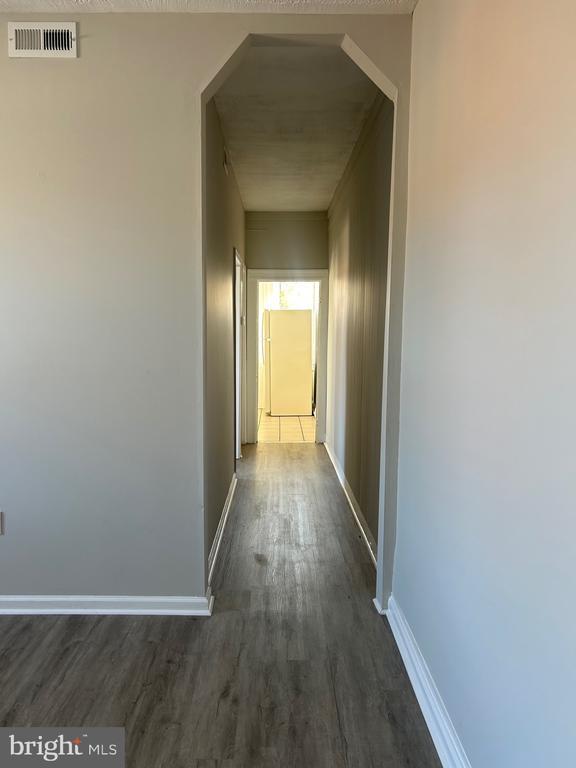 Building Photo - 1413 W Baltimore St